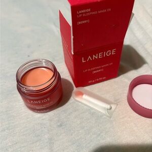 LANEIGE Lip Sleeping Mask - Berry BNIB